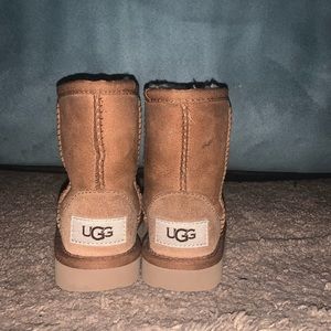 UGG T Classic II Chestnut sz 6